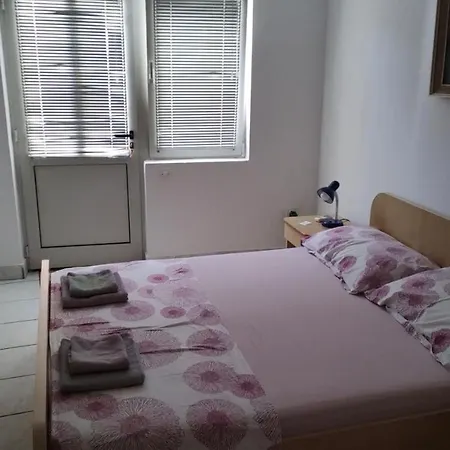 Anita Hure 3 Hvar Town